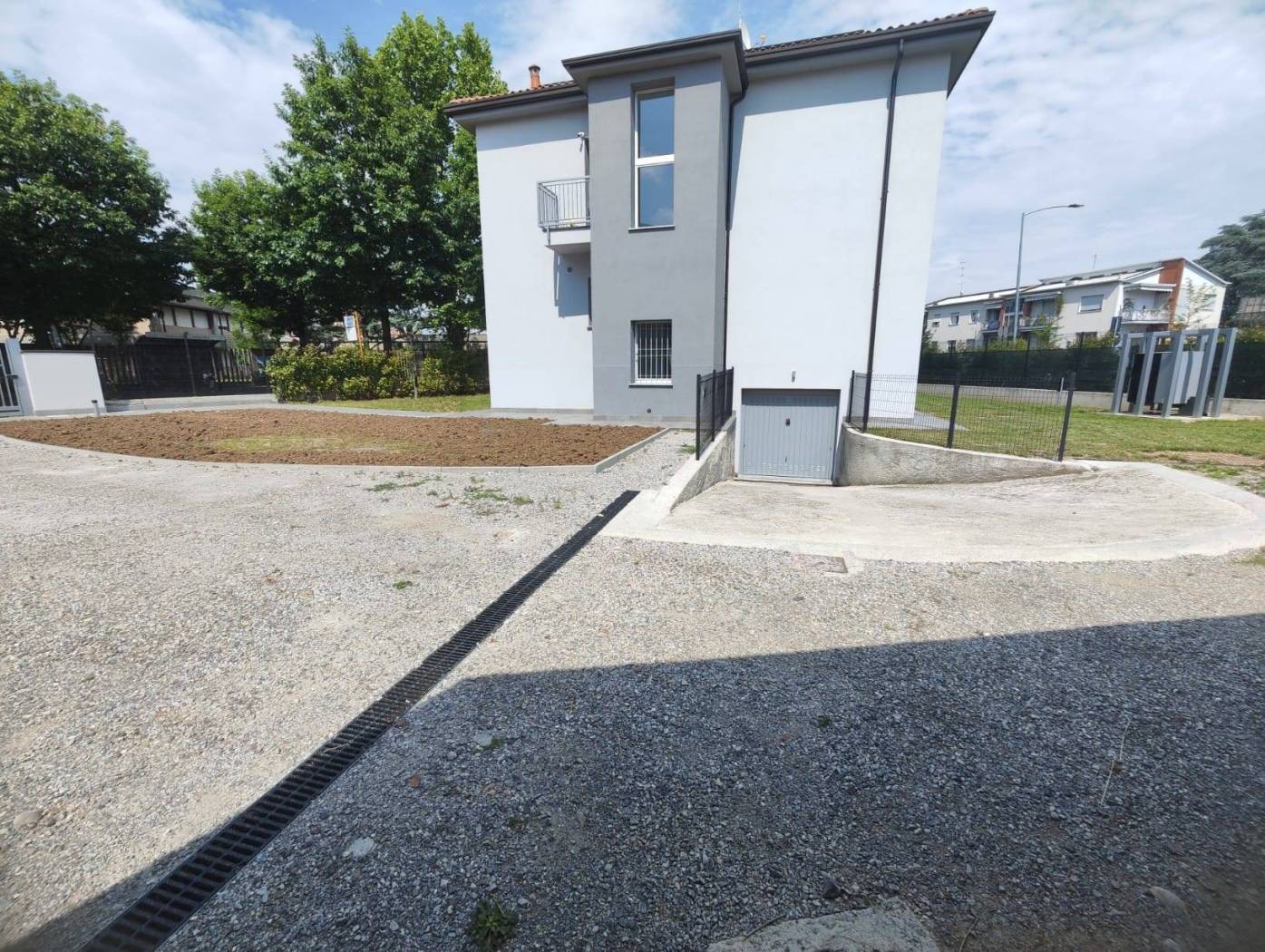 STRETTE VICINANZE DI MONZA, COMUNE DI BRUGHERIO, SAN DAMIANO PRIMO APPUNTAMENTO ESCLUSIVAMENTE NEL NOSTRO STUDIO, PREVIO CONTATTO TELEFONICO O