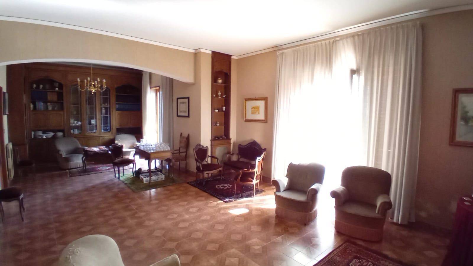 Salone