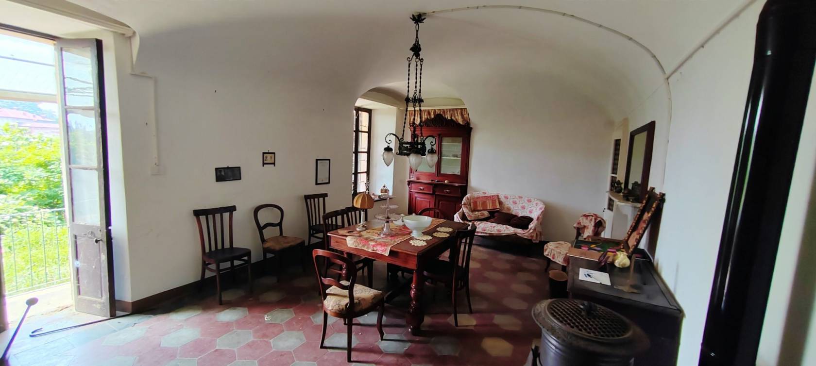 Salone