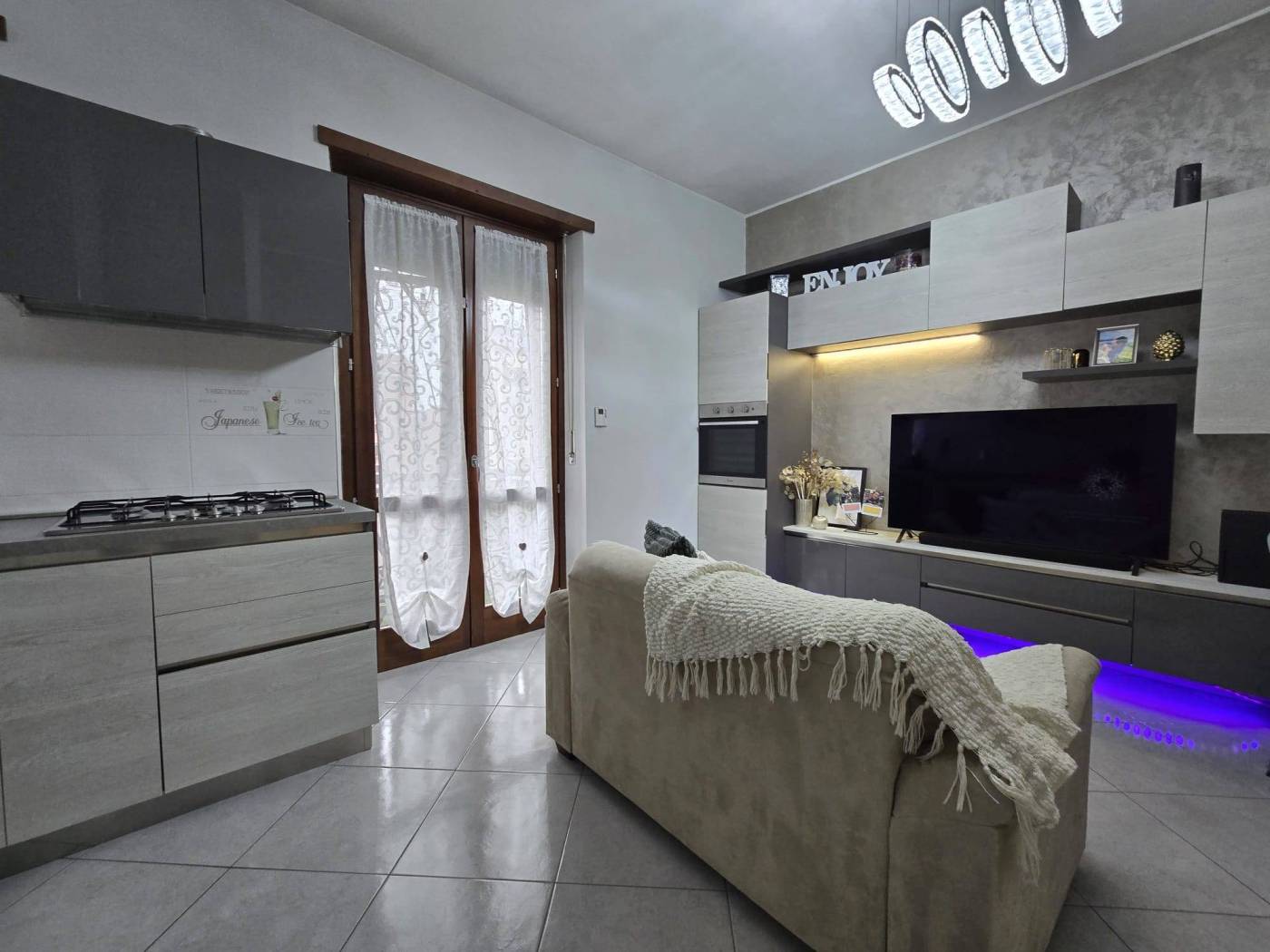 Salone
