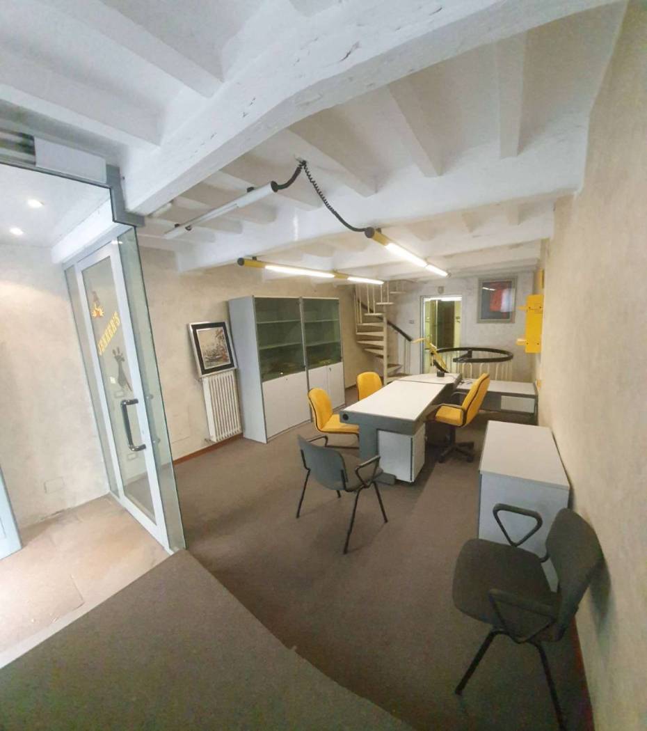 Interno non residenziale