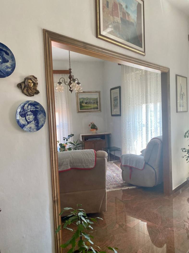 Salone