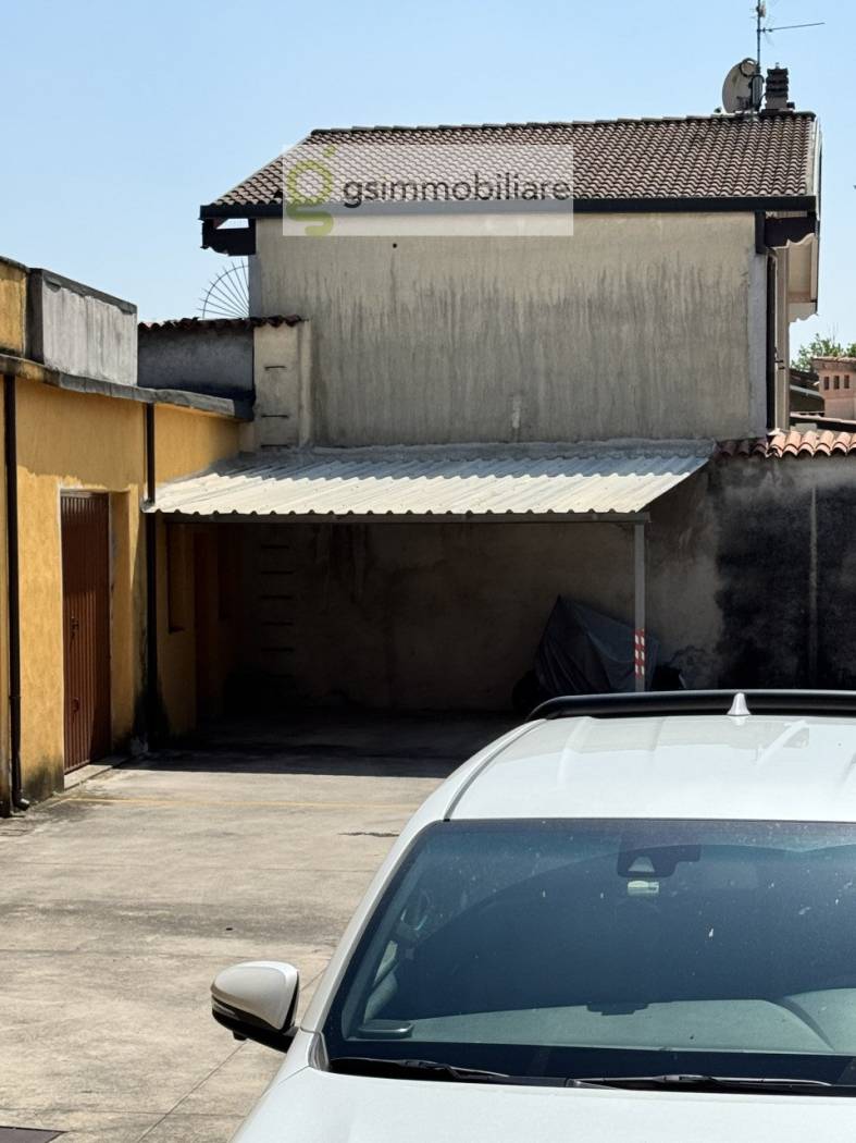 Posto macchina Posto macchina