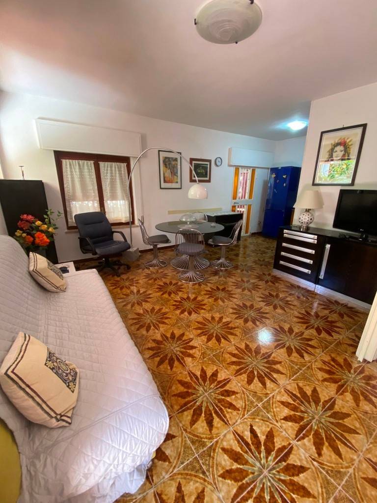 Salone Salone