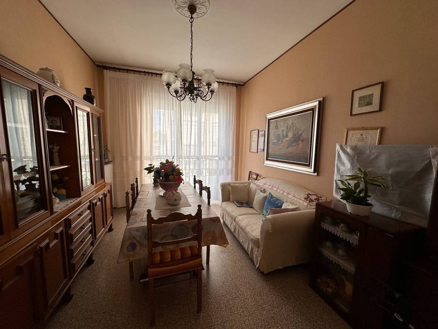 Salone