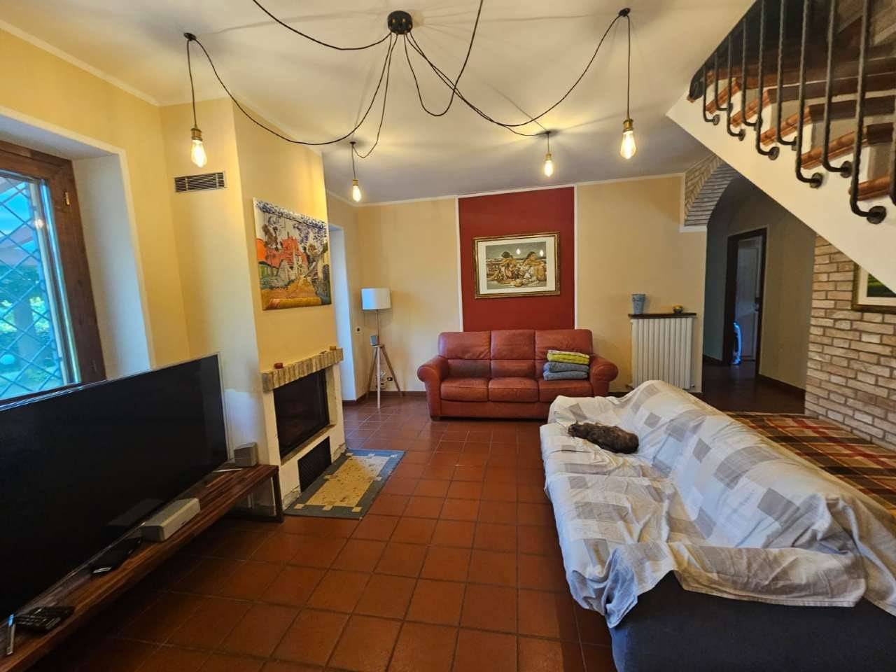 Salone
