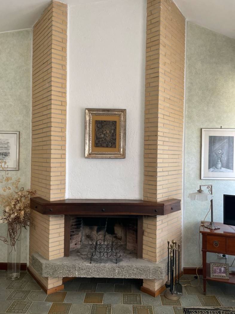 Salone
