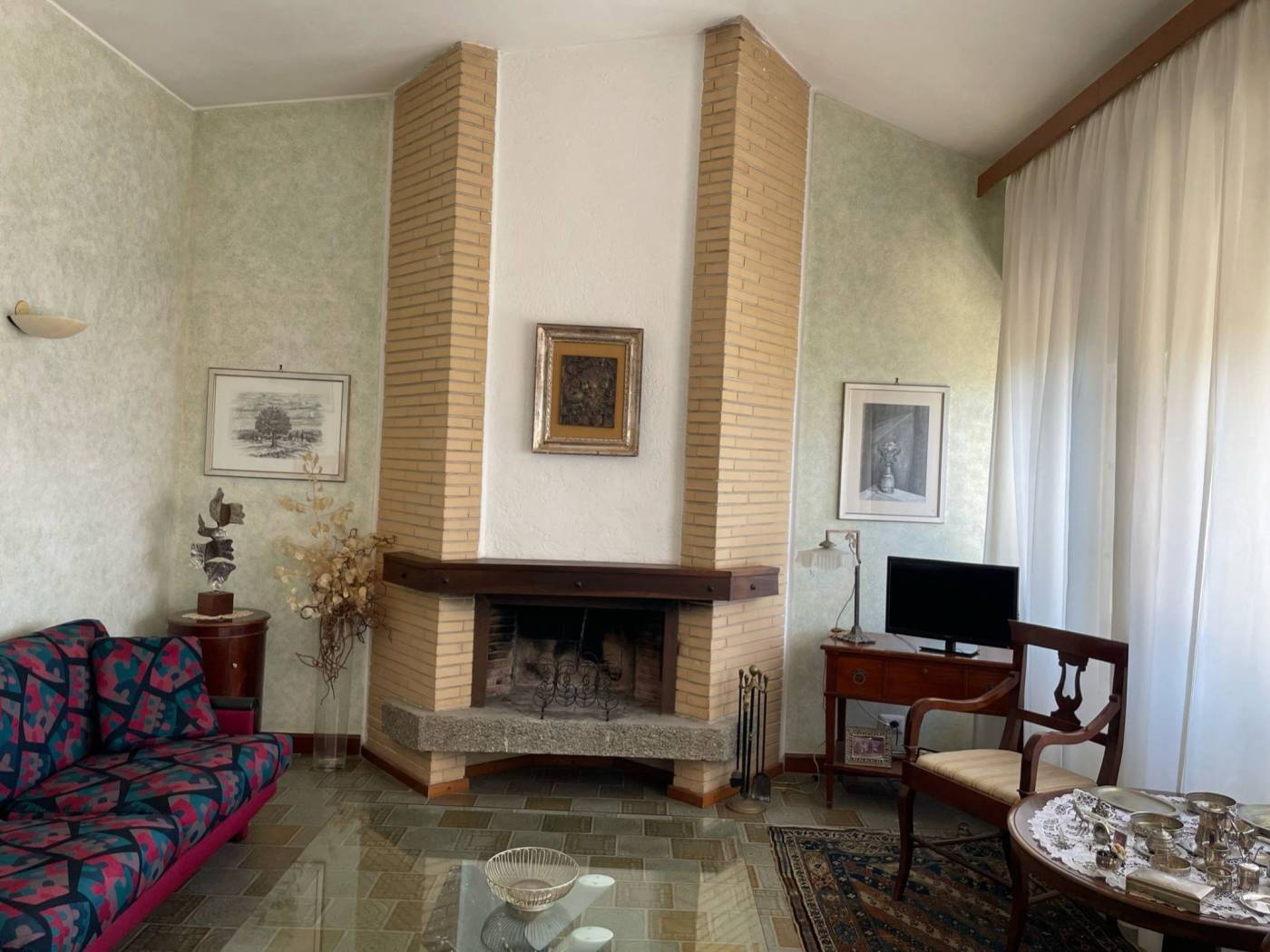 Salone