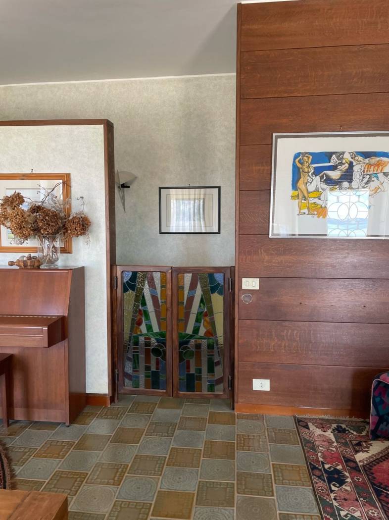 Salone