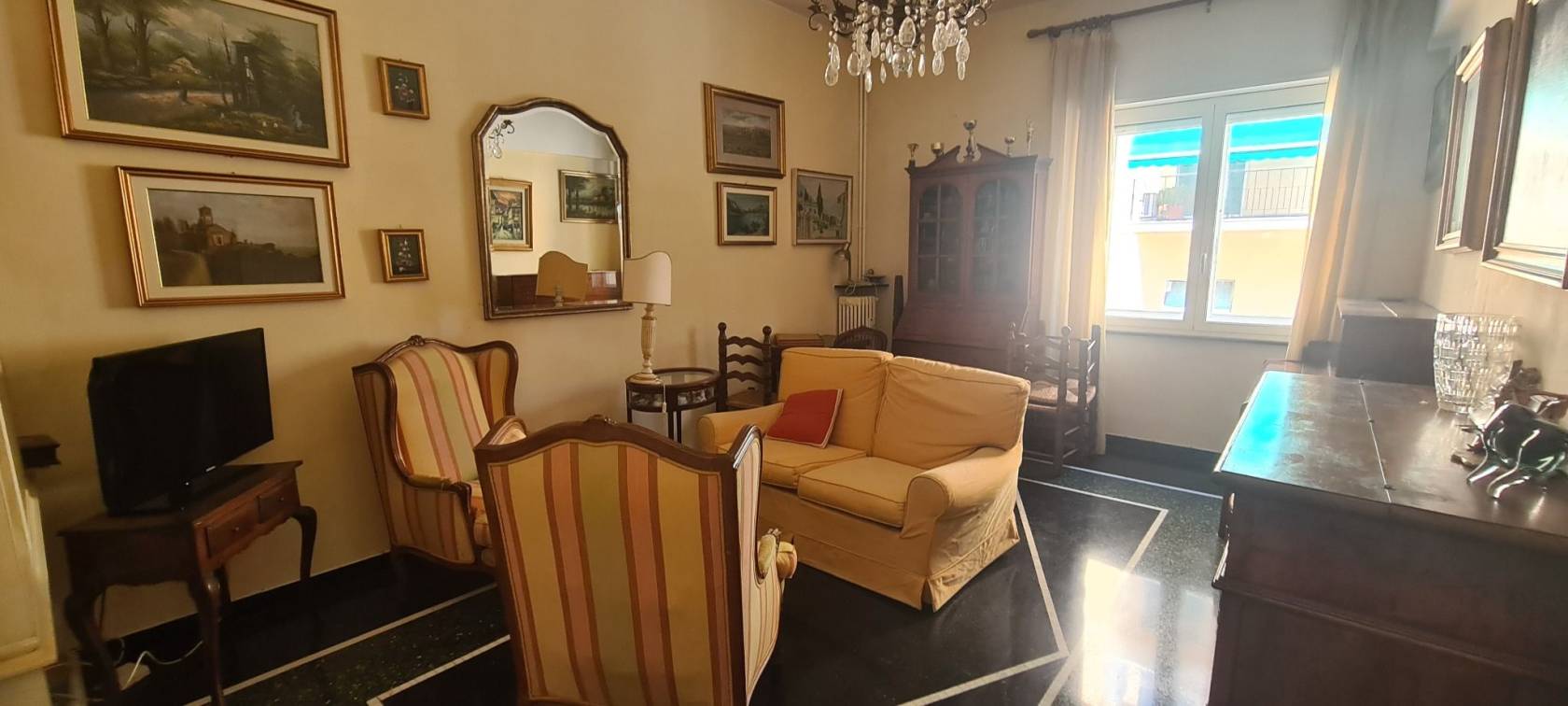 Salone