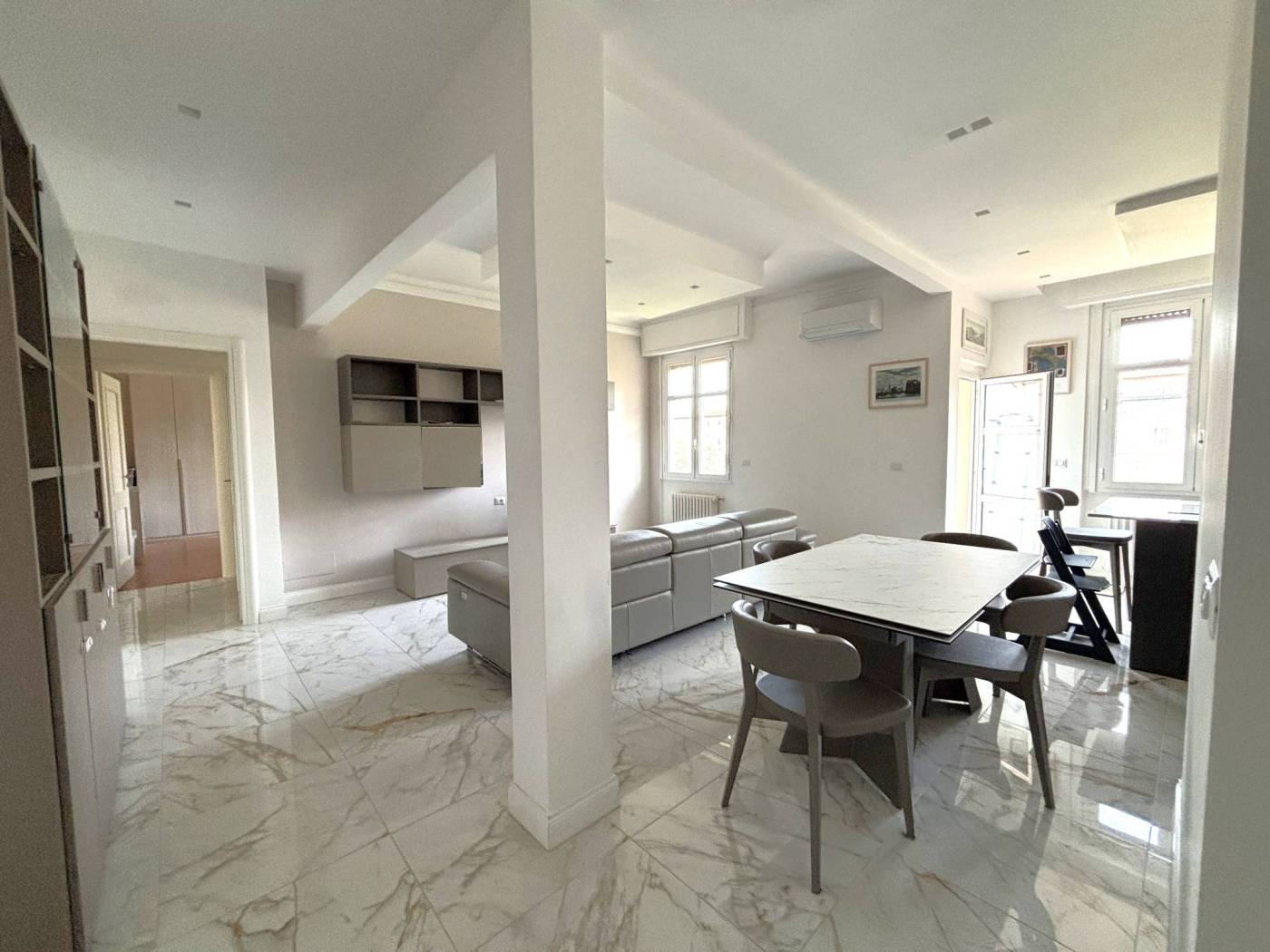 Salone