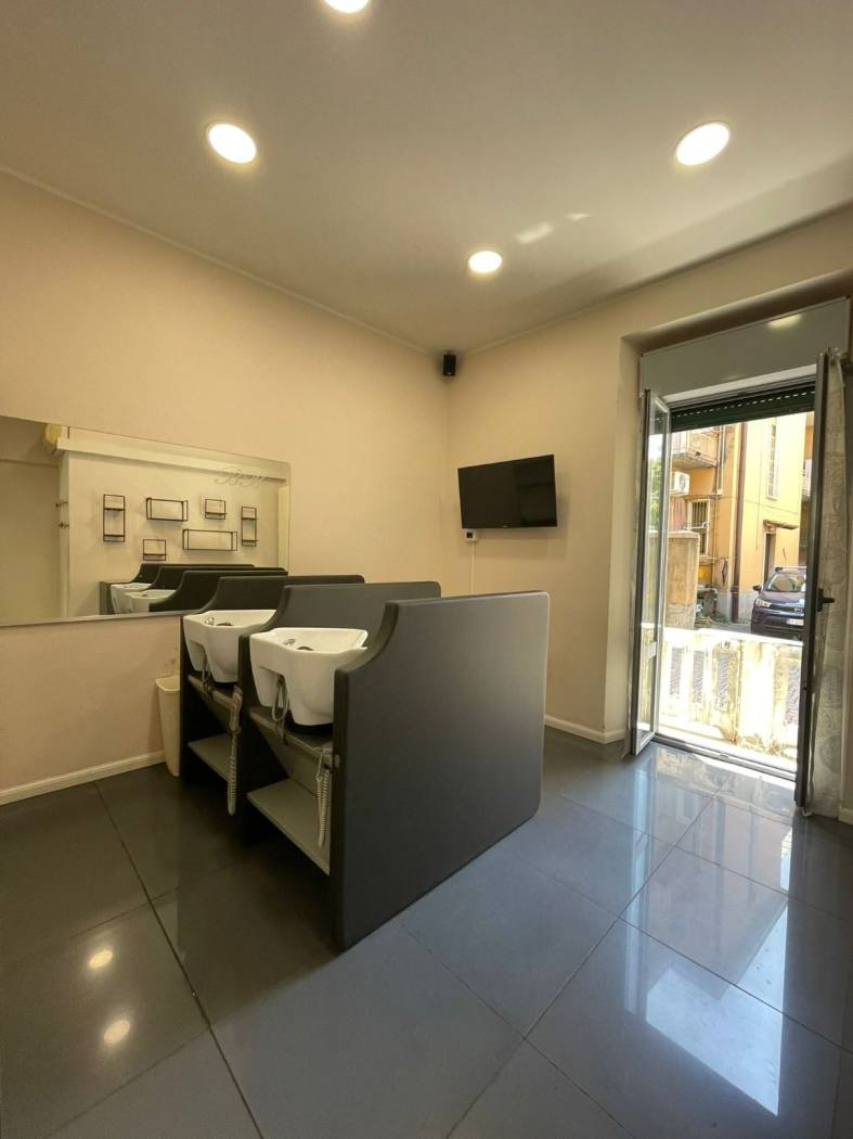 Interno non residenziale Interno non residenziale