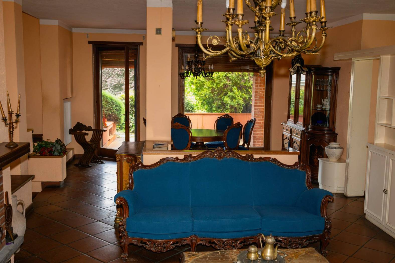 Salone