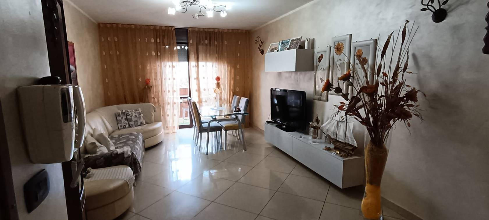 Salone