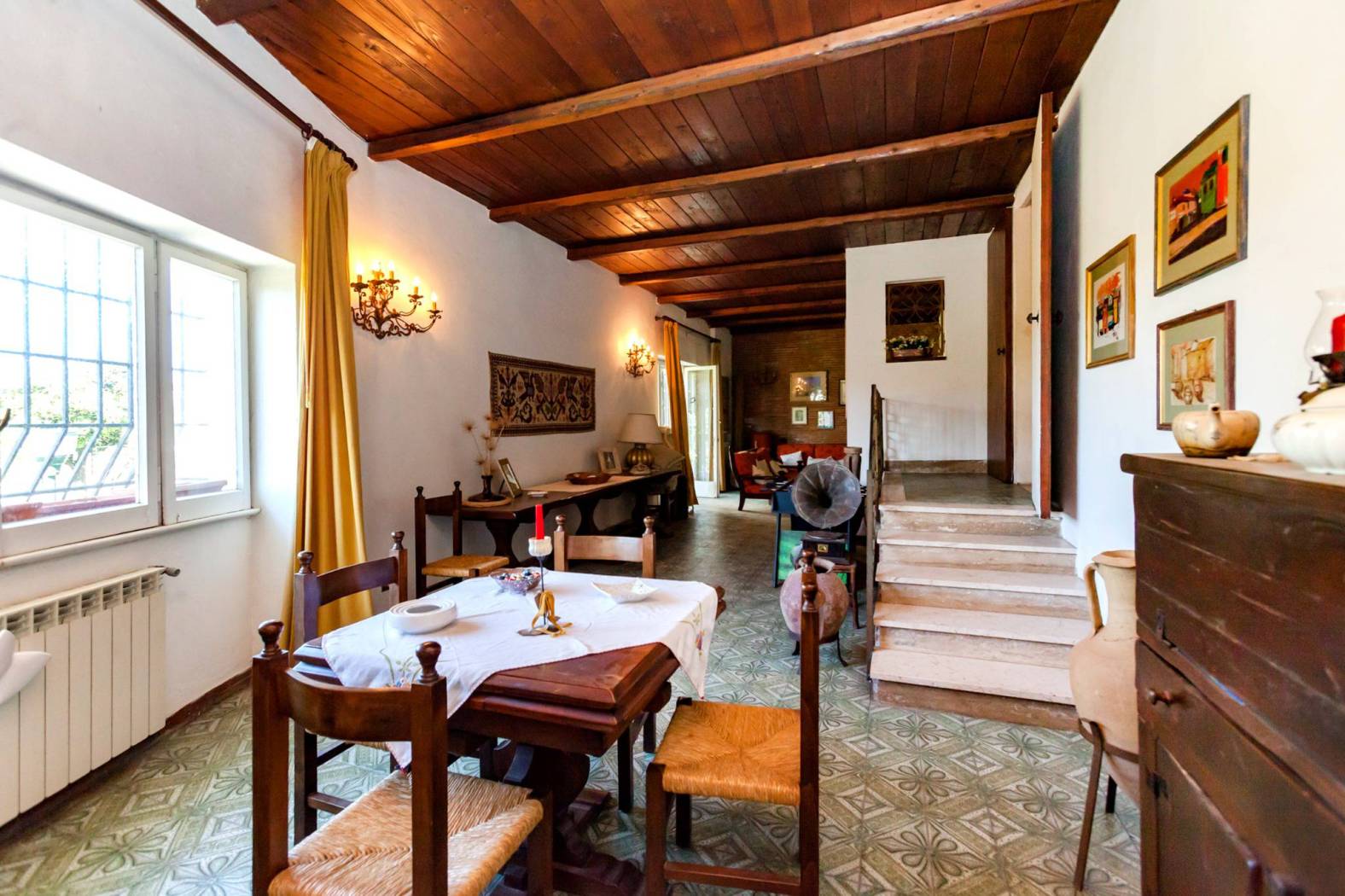 Salone