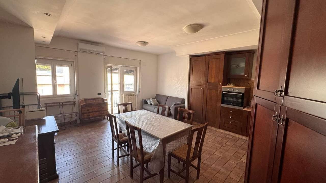 • Eu. 800,00 • 58 mq superficie calpestabile • 1 bagno • quarto piano • Ascensore • Immobile garantito DESCRIZIONE IMMOBILE: Ostia Levante Affittiamo 