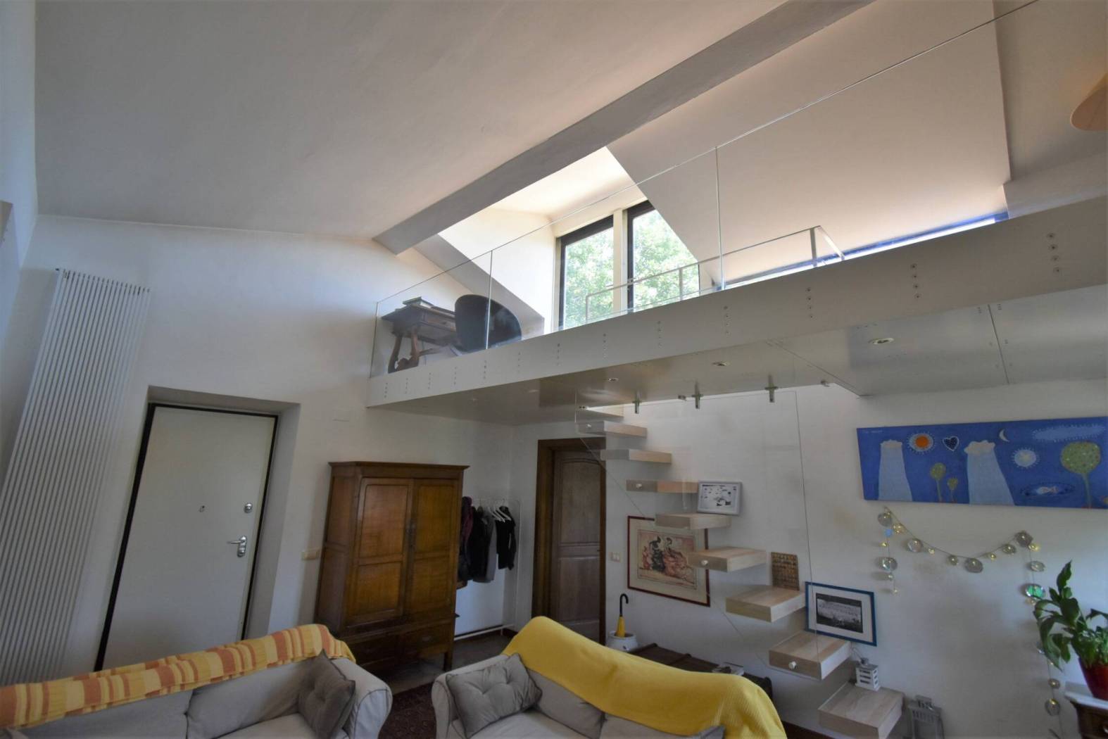 Salone