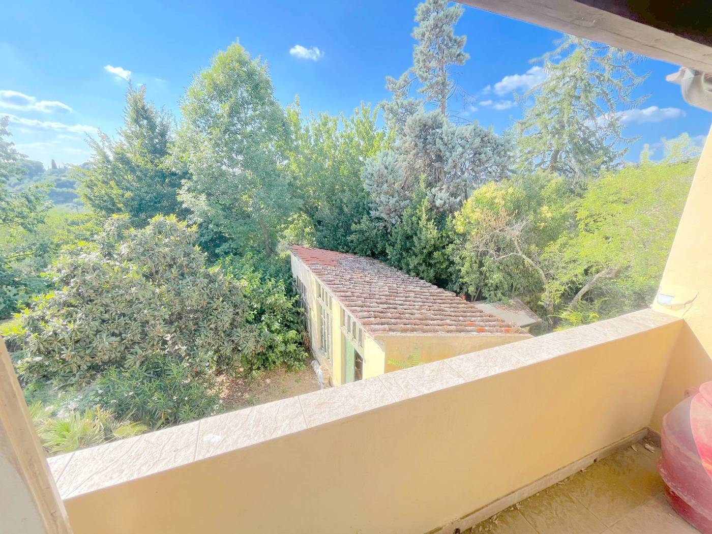 RIF. VE000GIPO, FIRENZE, PODESTA', Villa 400 mq ca con giardino 500 mq e posti auto. DA RISTRUTTURARE. Eu. 1.390.000 Via del Podestà in ottimo 