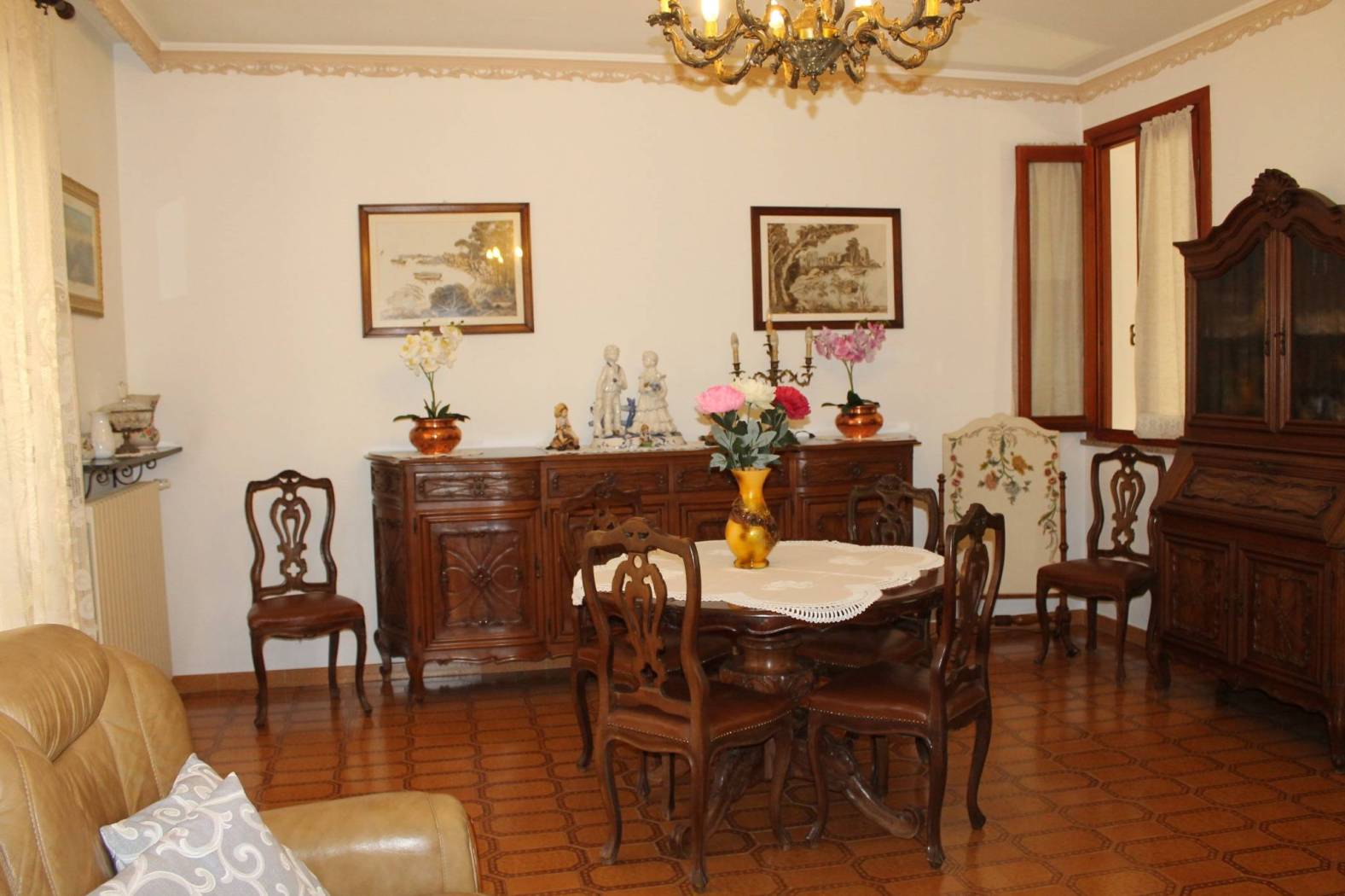 Salone