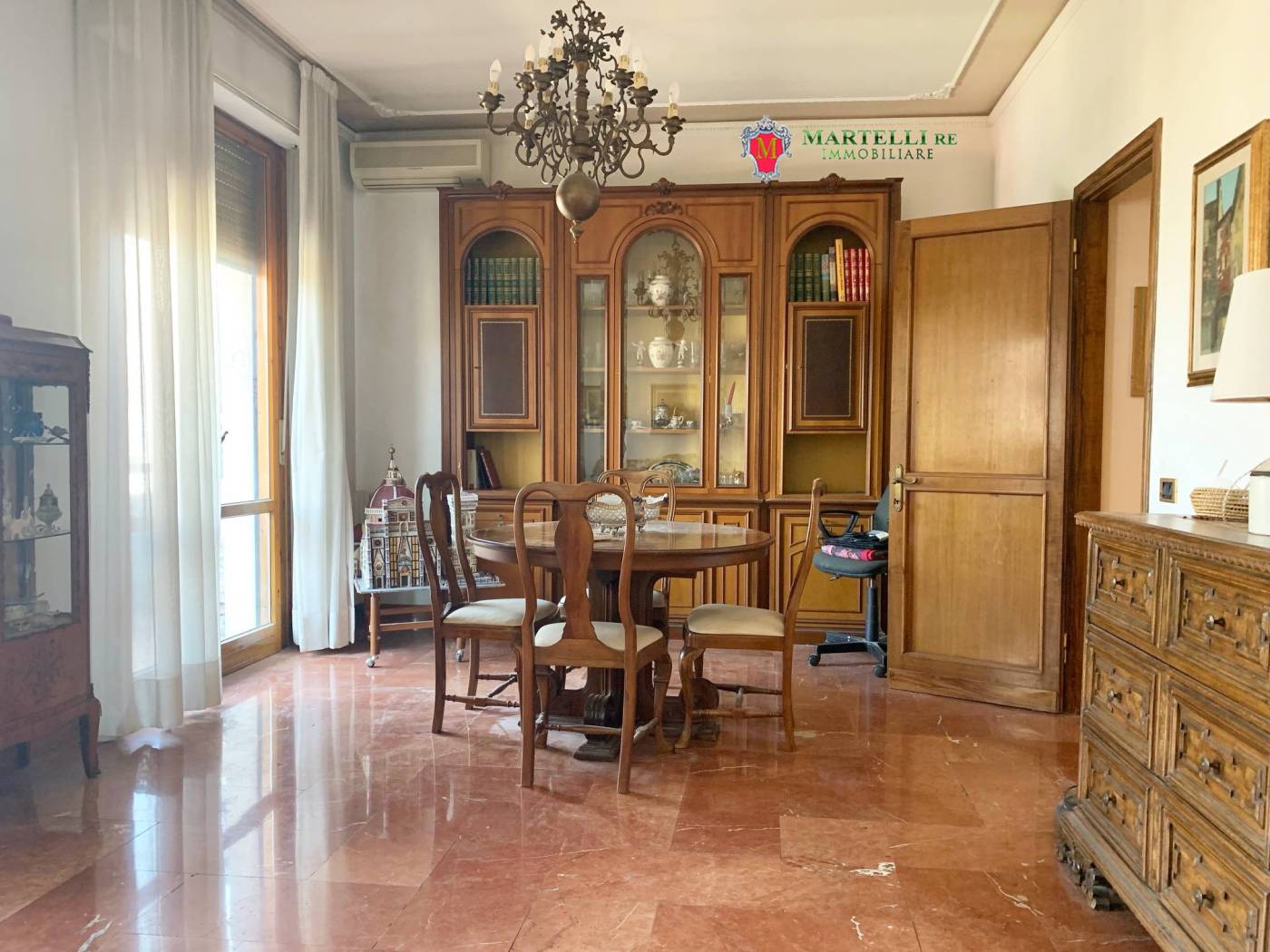 Salone