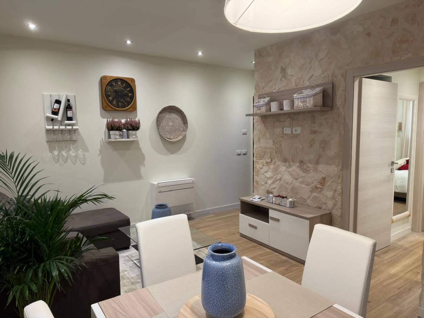 Salone