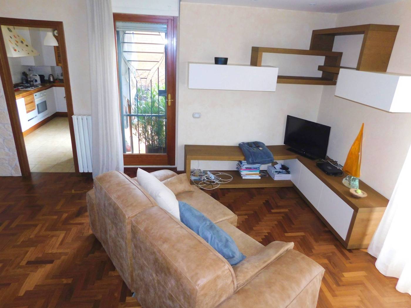 Salone