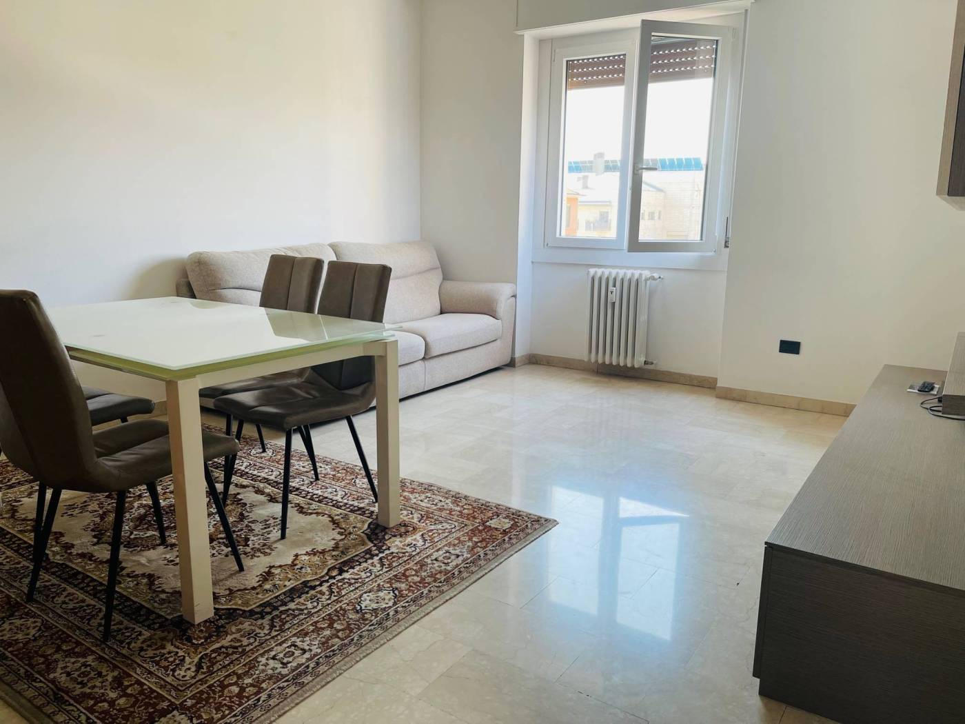 Salone
