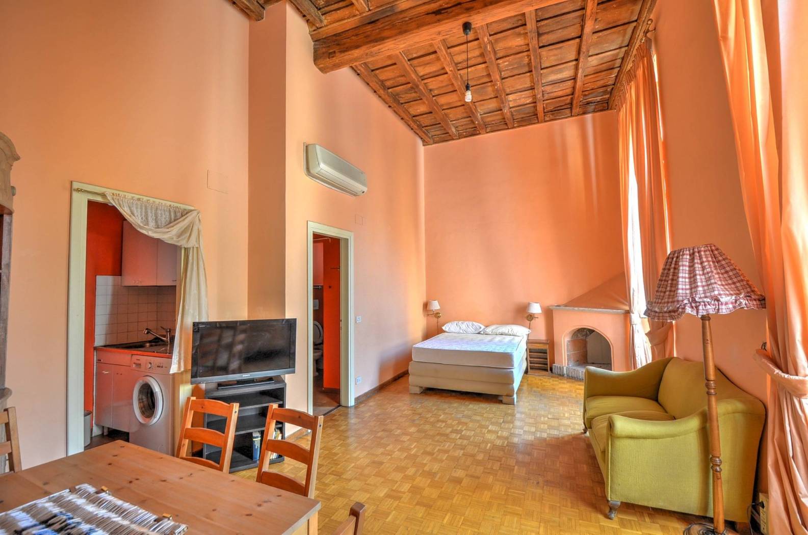 Salone