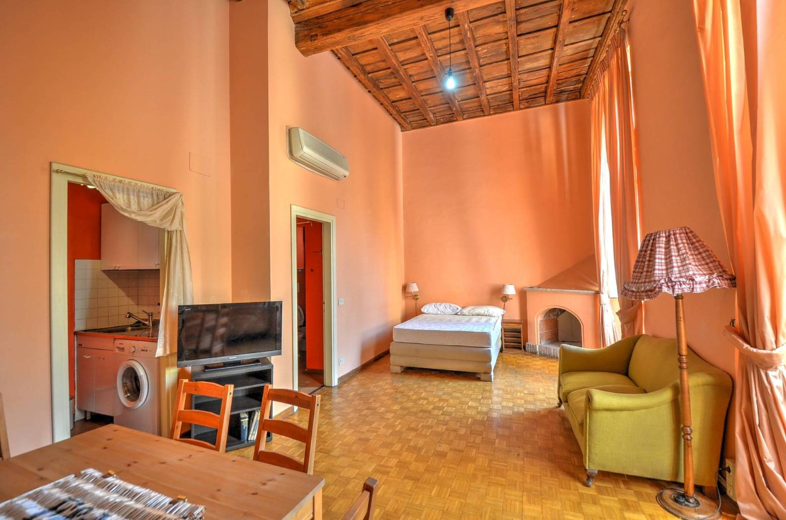 Salone