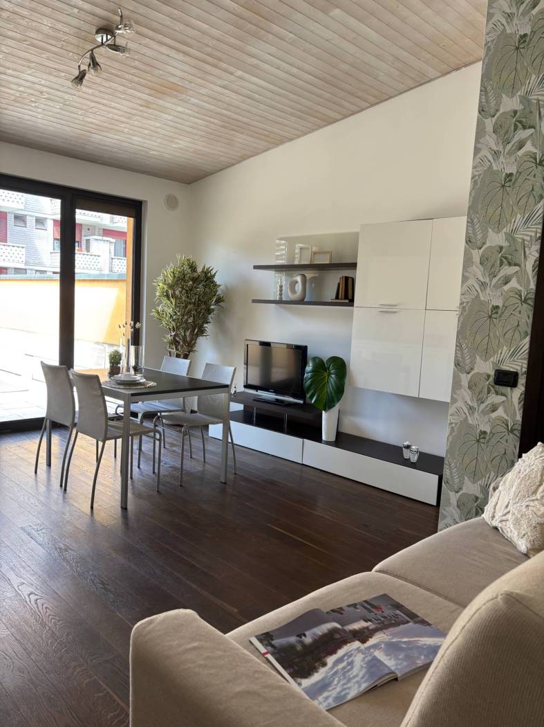 Salone