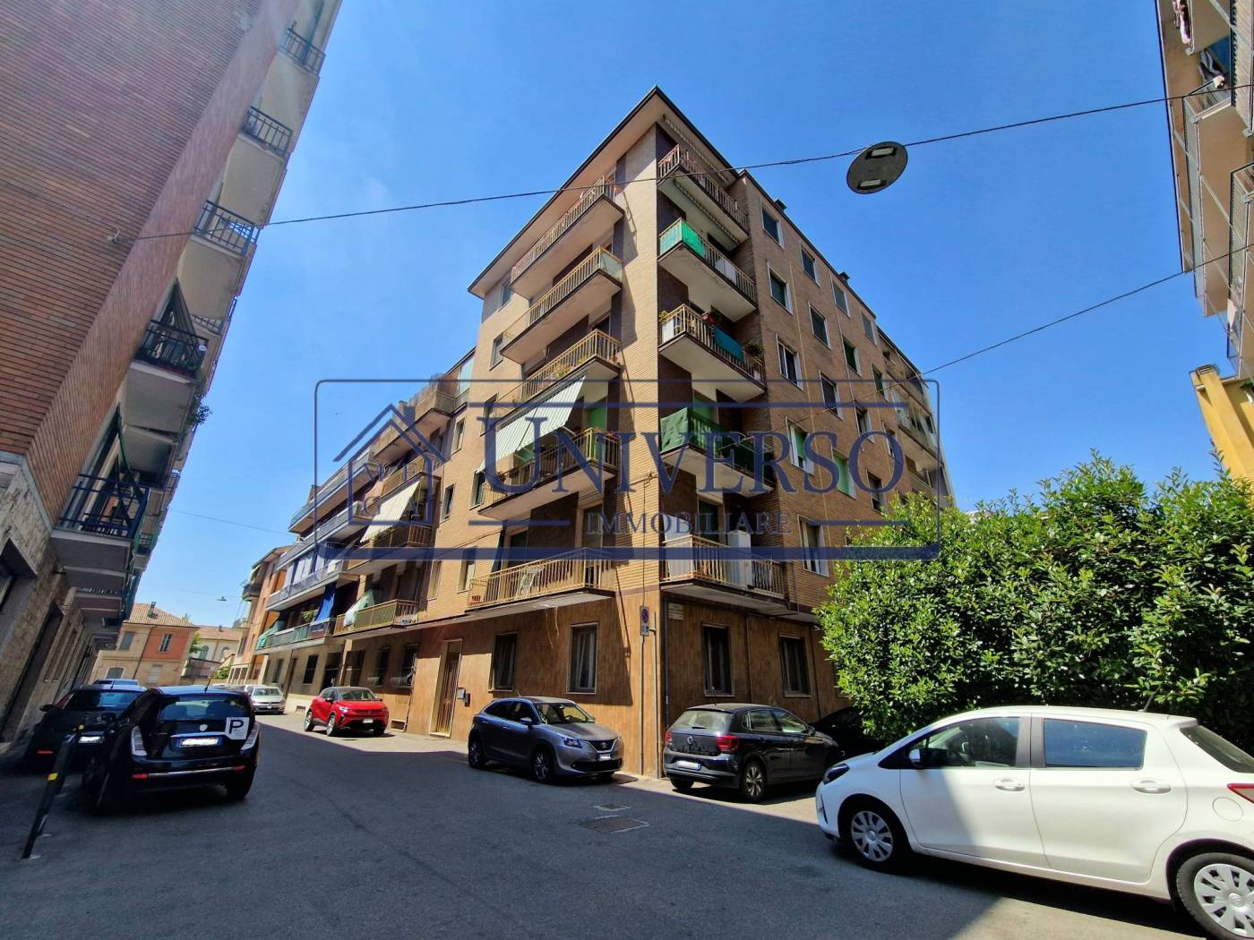 VOGHERA: Sei in cerca di un appartamento a pochi passi dal centro ideale anche come investimento? In Via Jacopo Dentici, in stabile con ascensore in 
