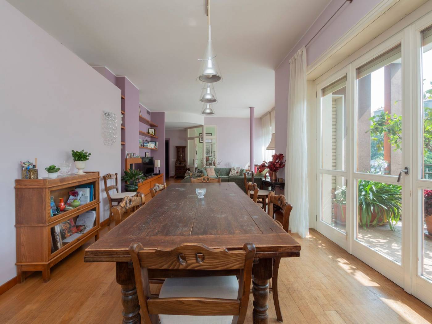Salone