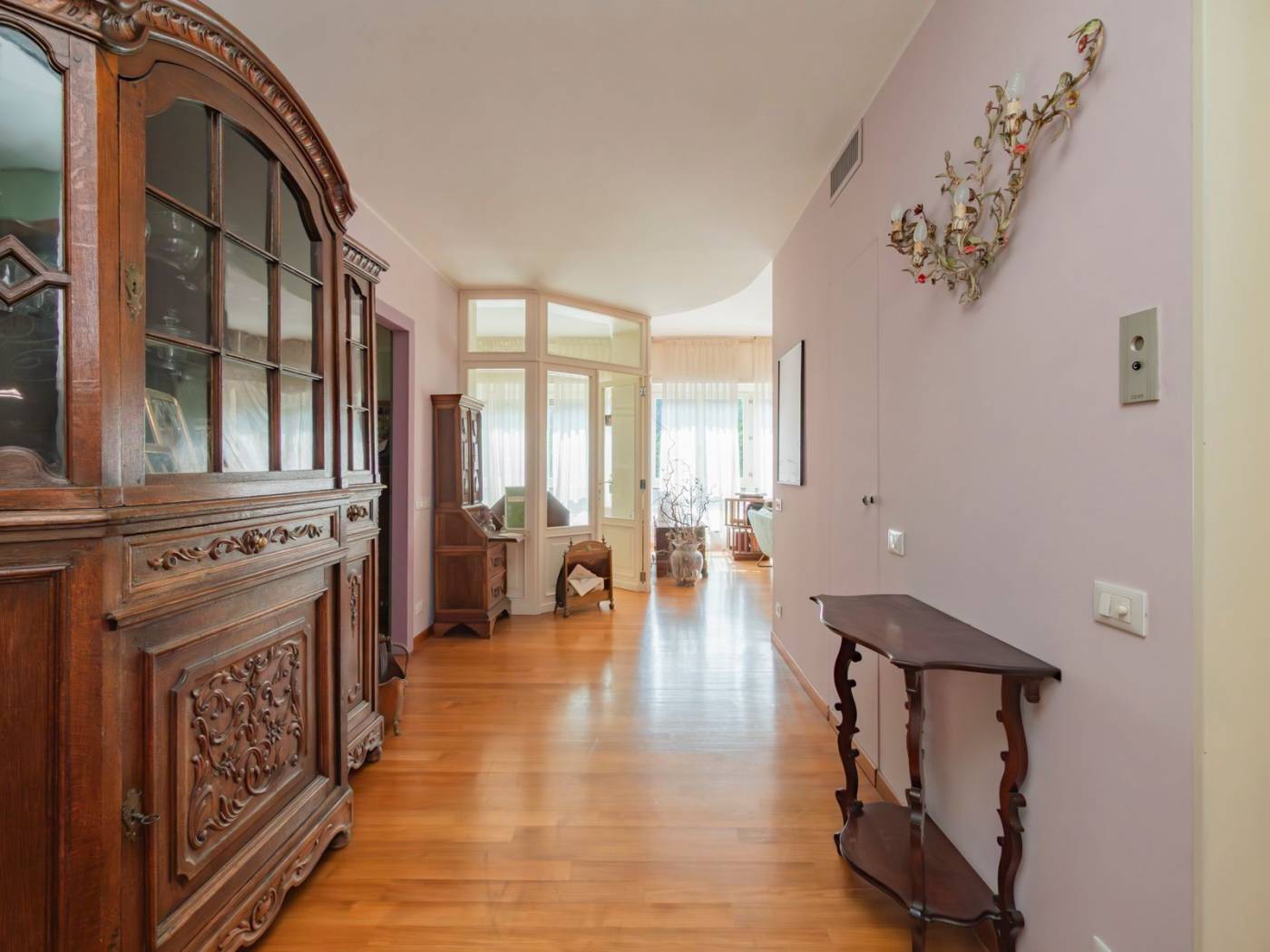 Salone
