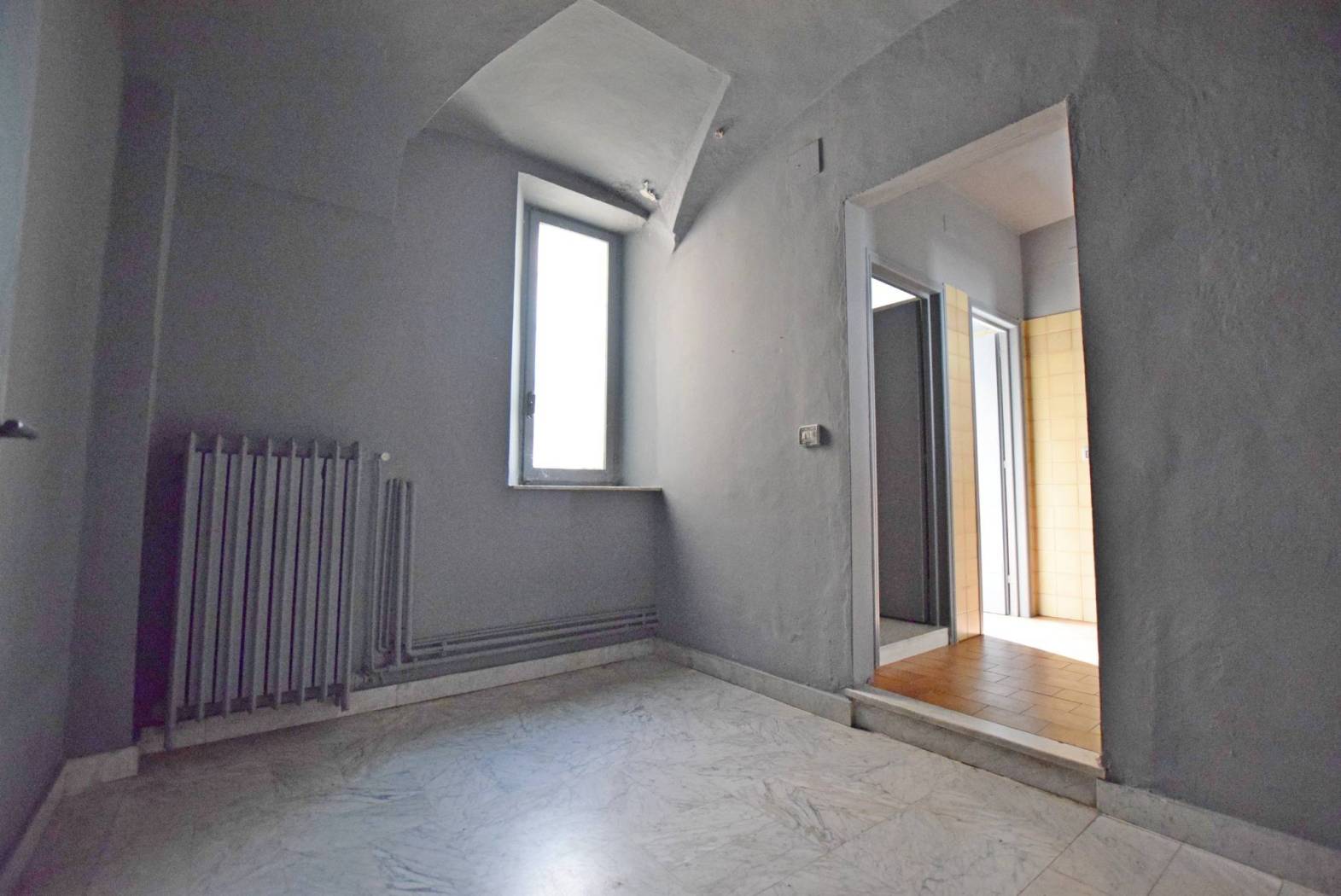 Stanza non arredata