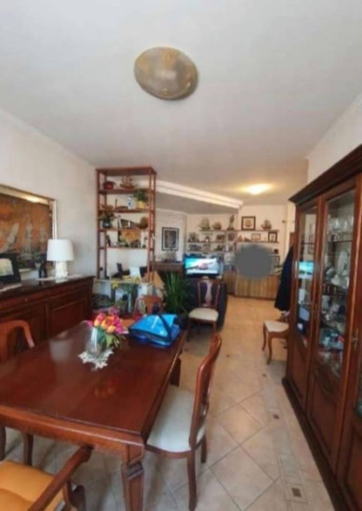 Salone Salone