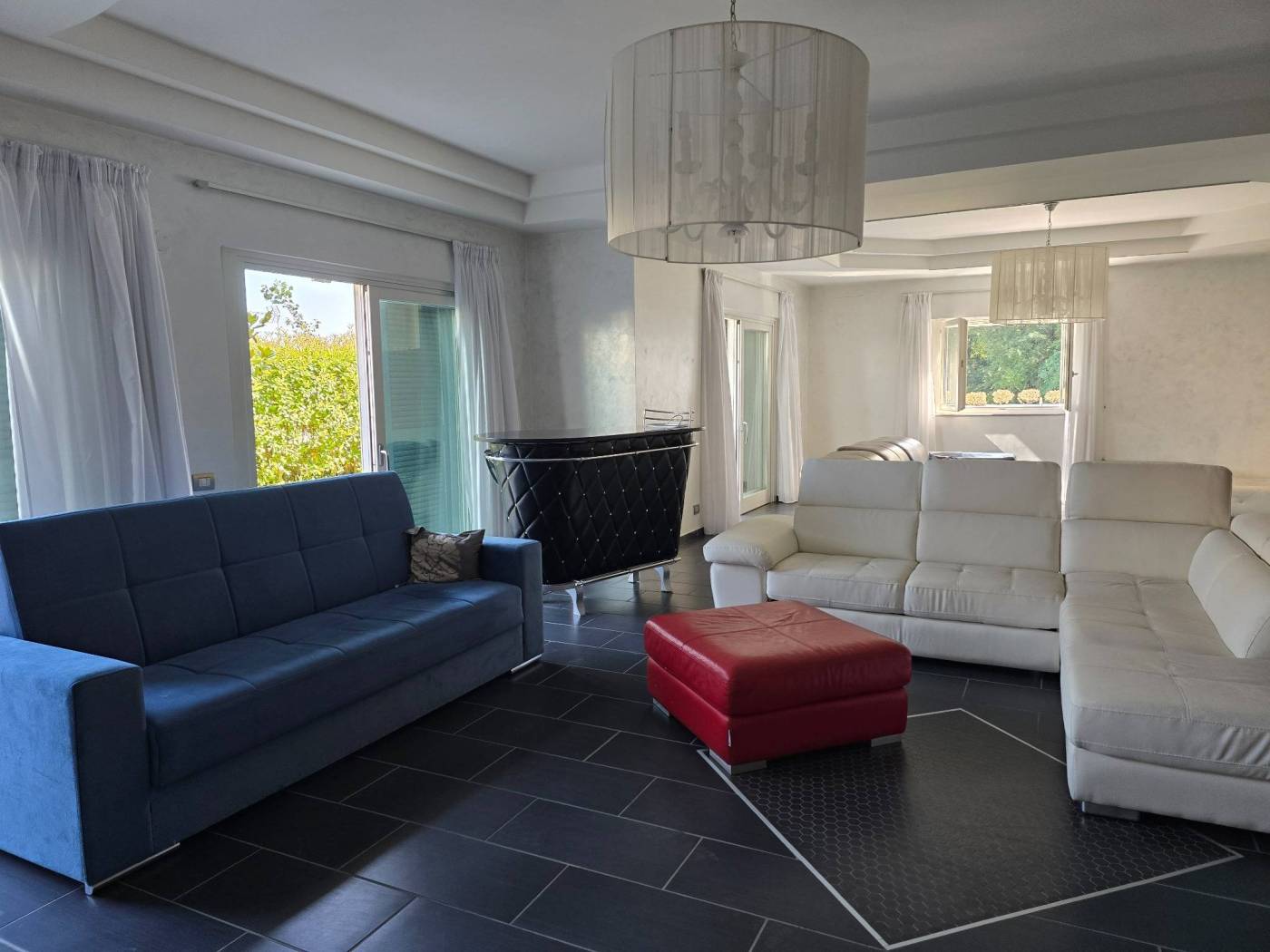 Salone