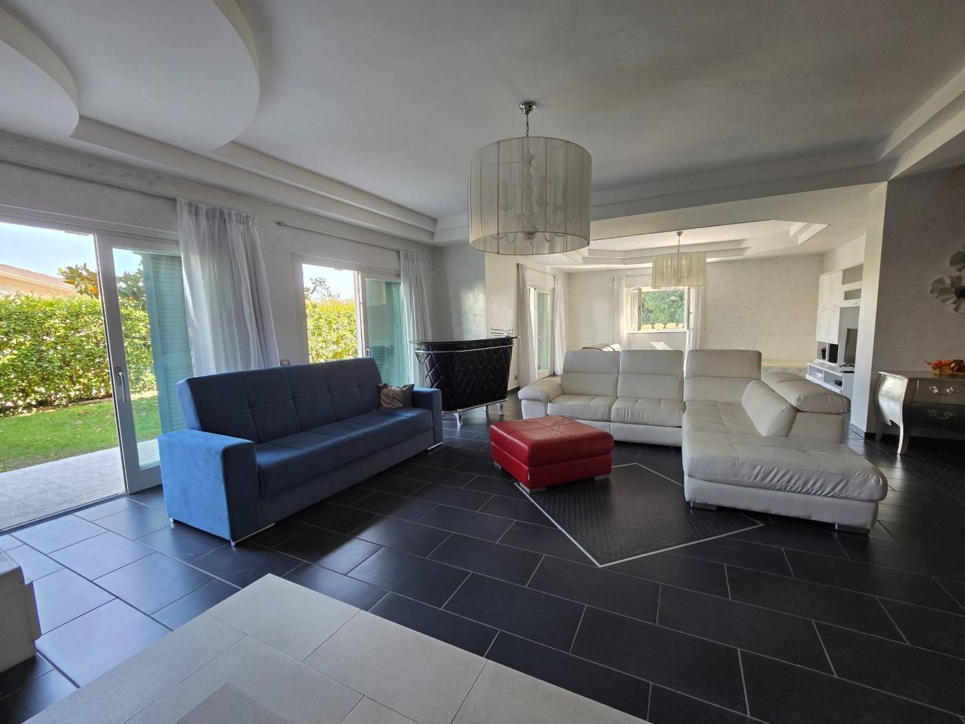 Salone