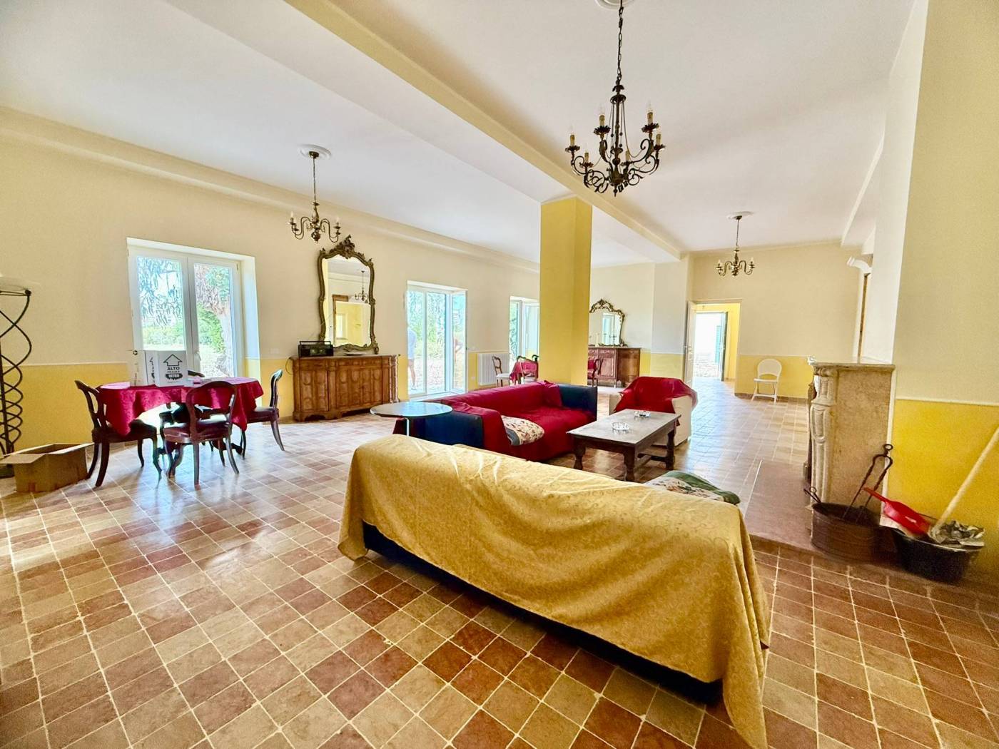 Salone