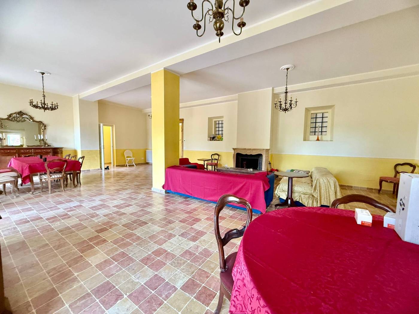 Salone