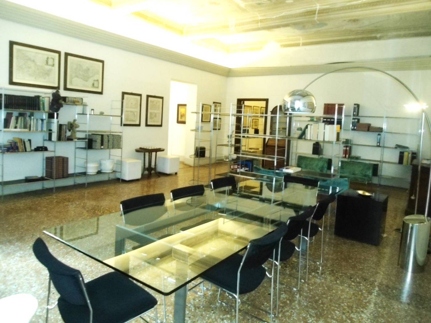Salone