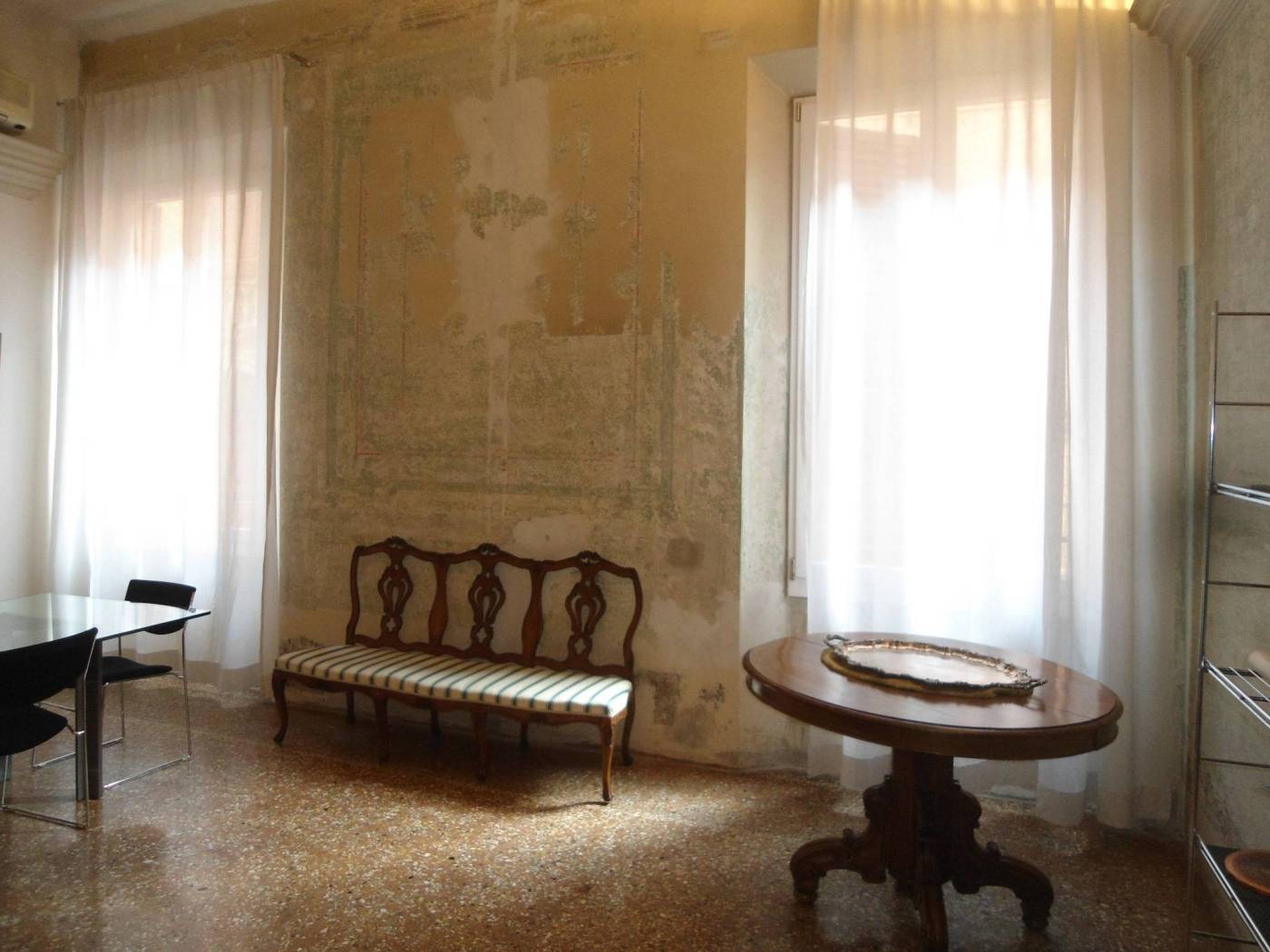 Salone