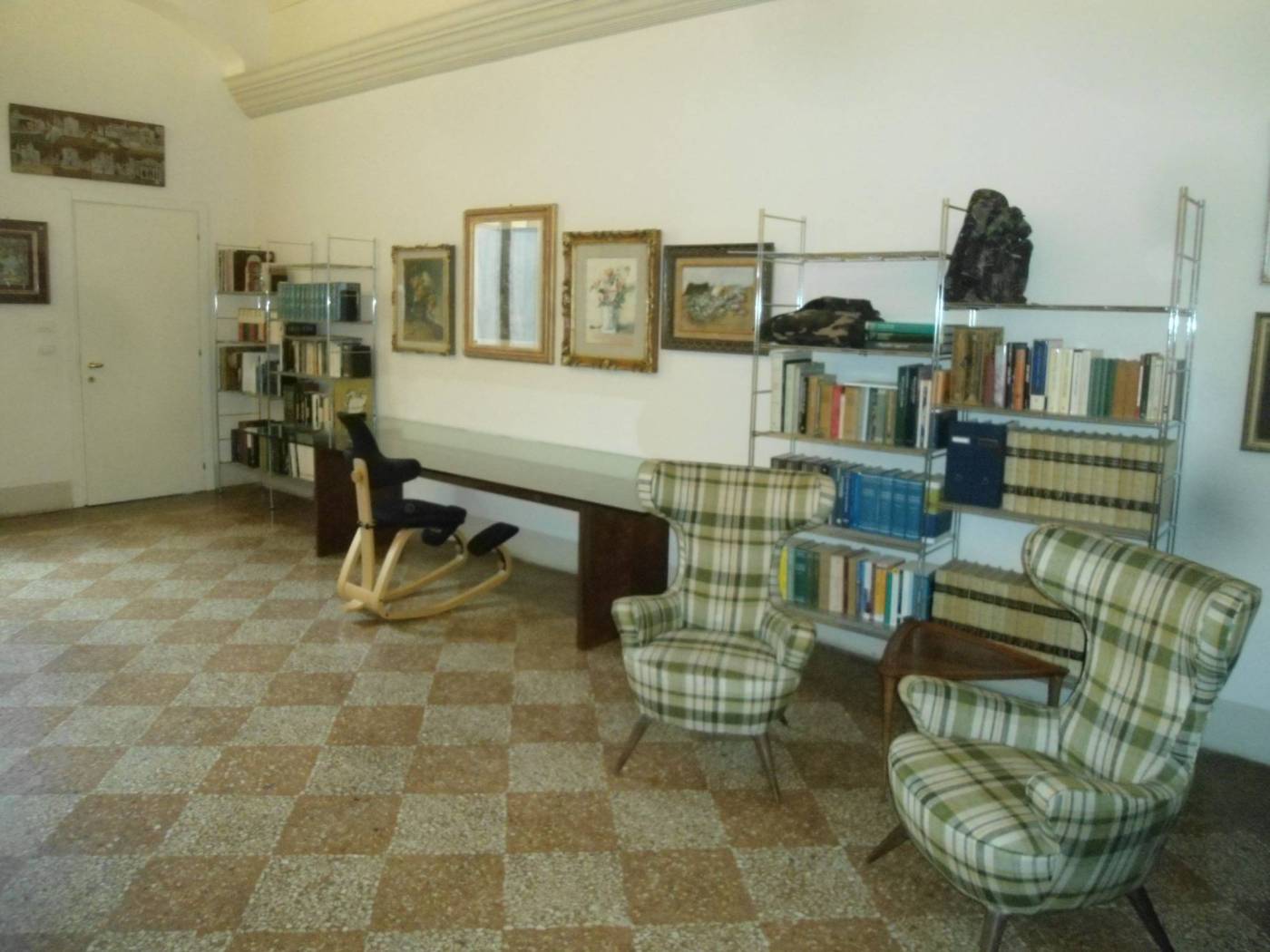 Salone