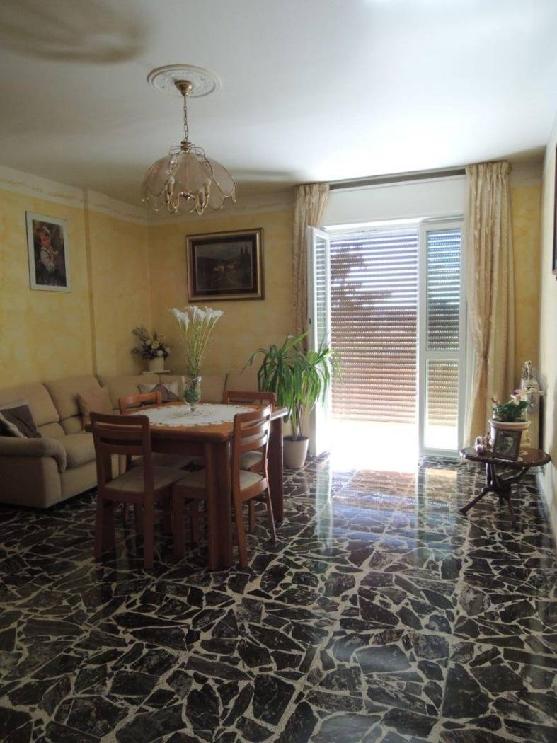 Salone