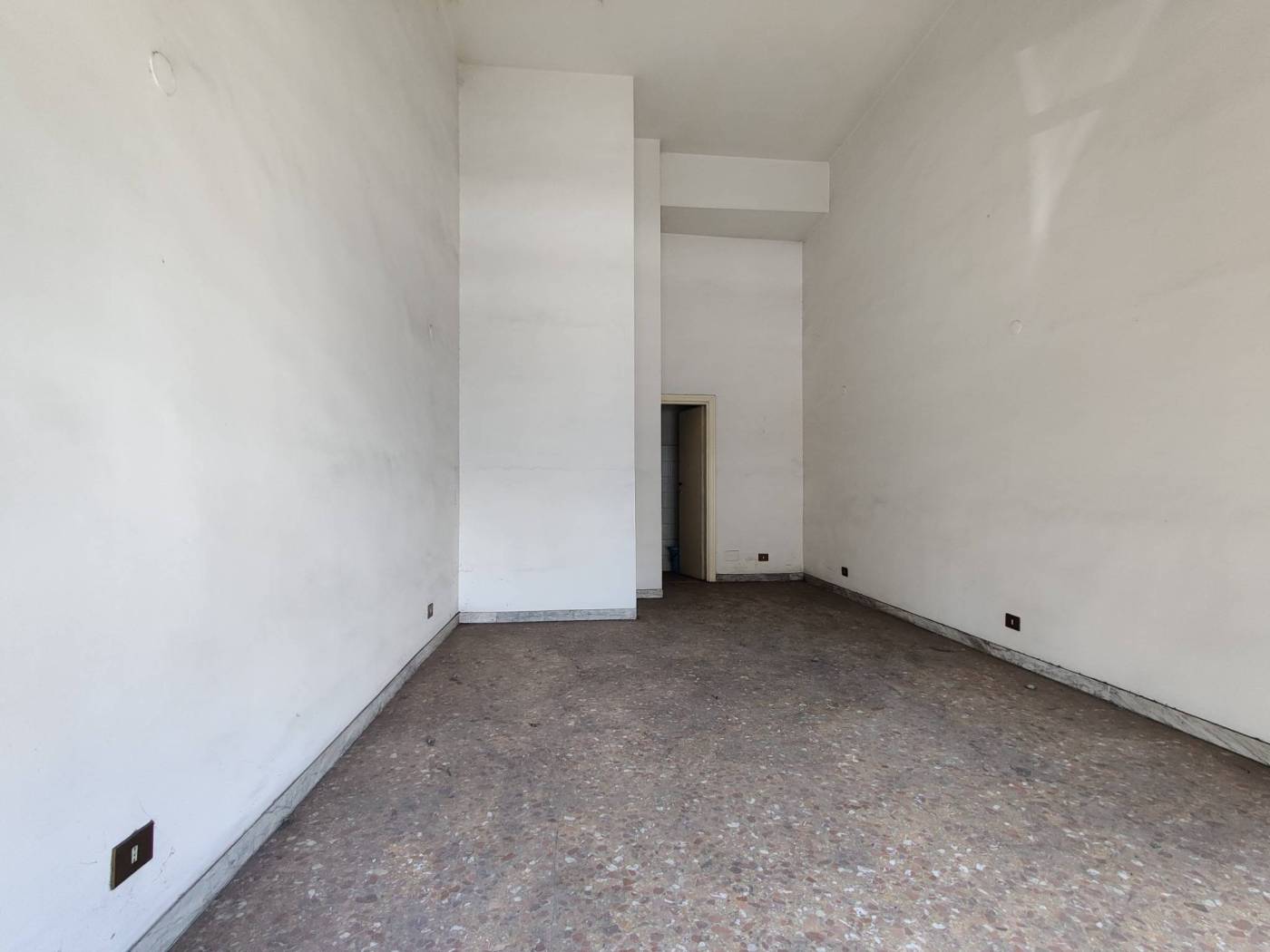 Interno non residenziale Interno non residenziale