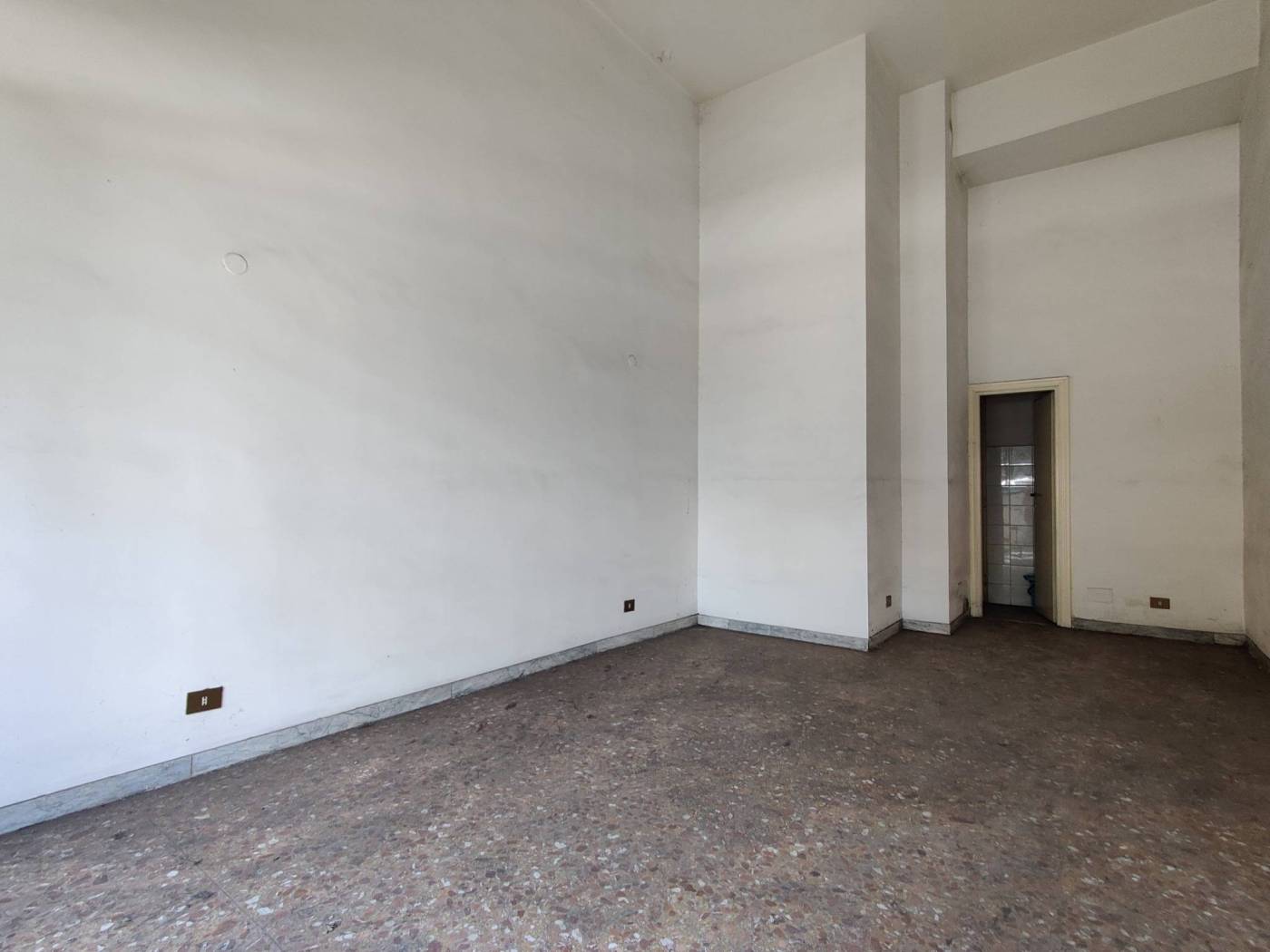 Interno non residenziale Interno non residenziale