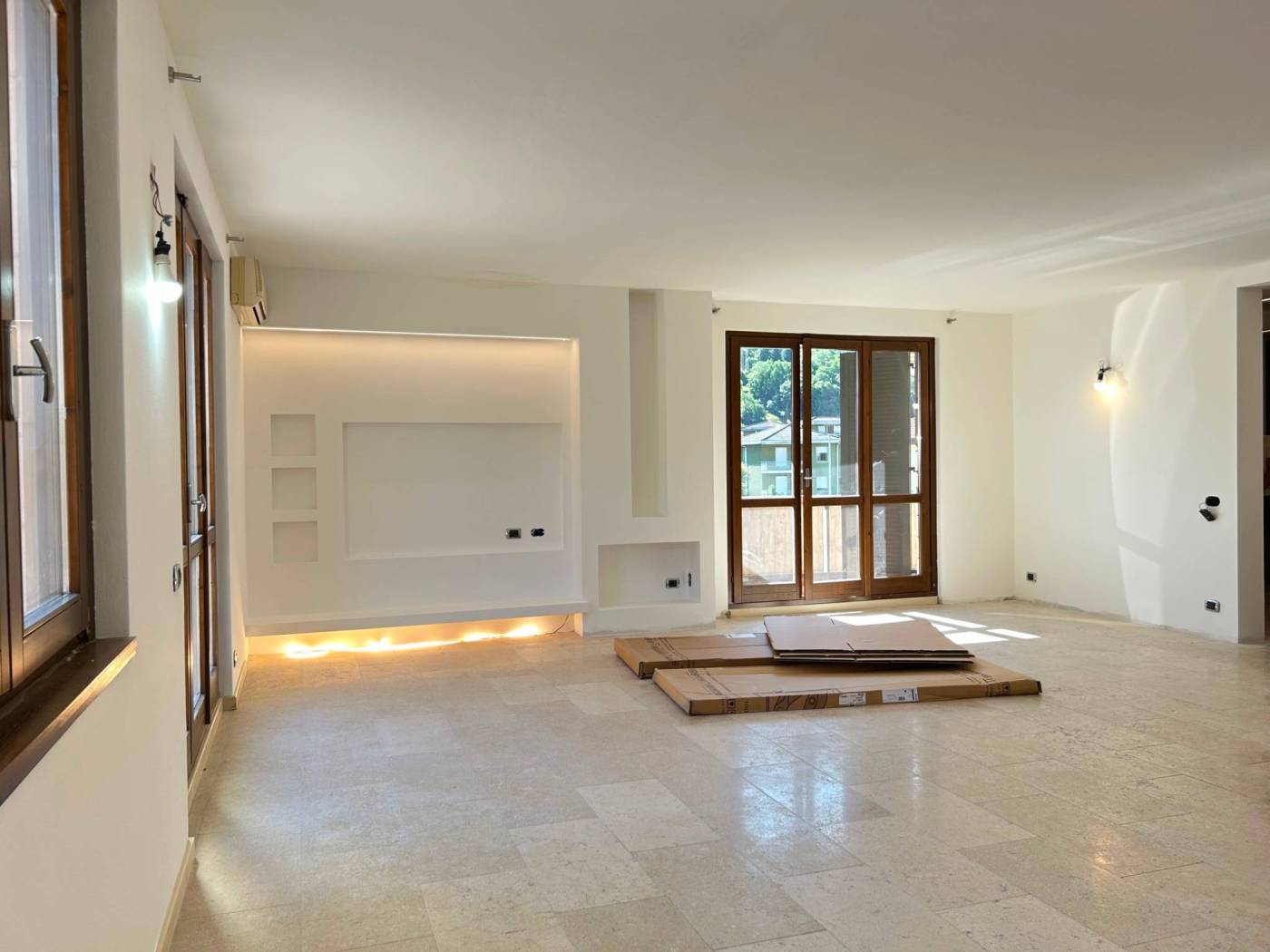 Salone