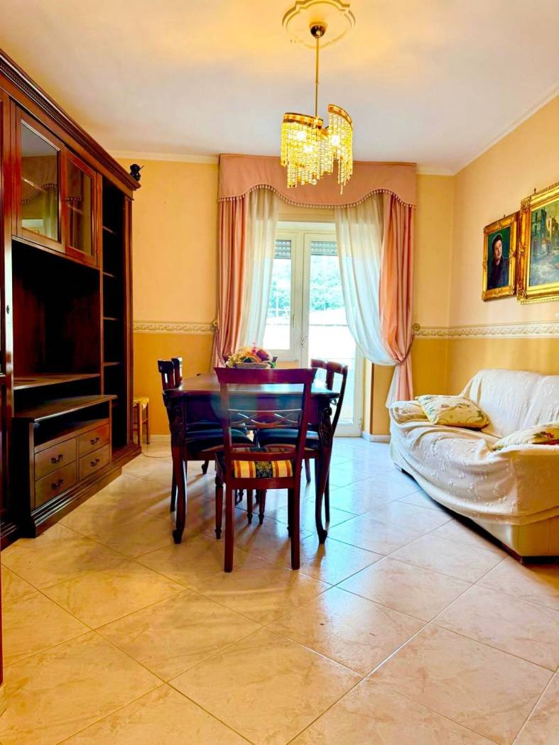 Salone