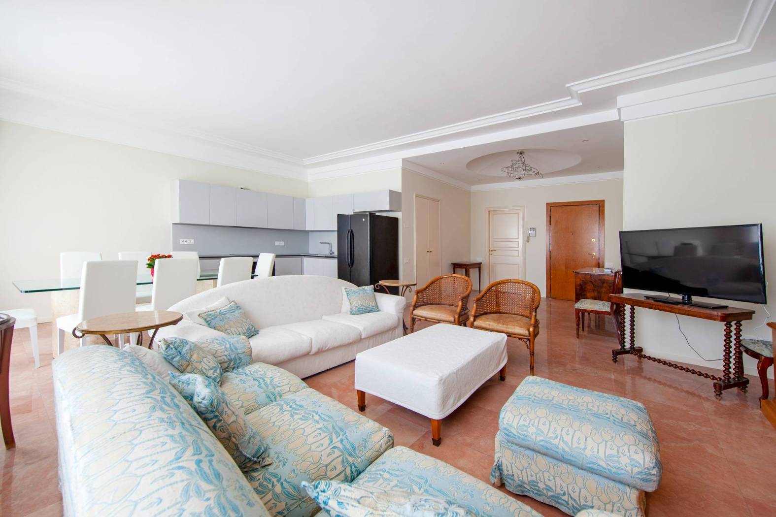 Salone