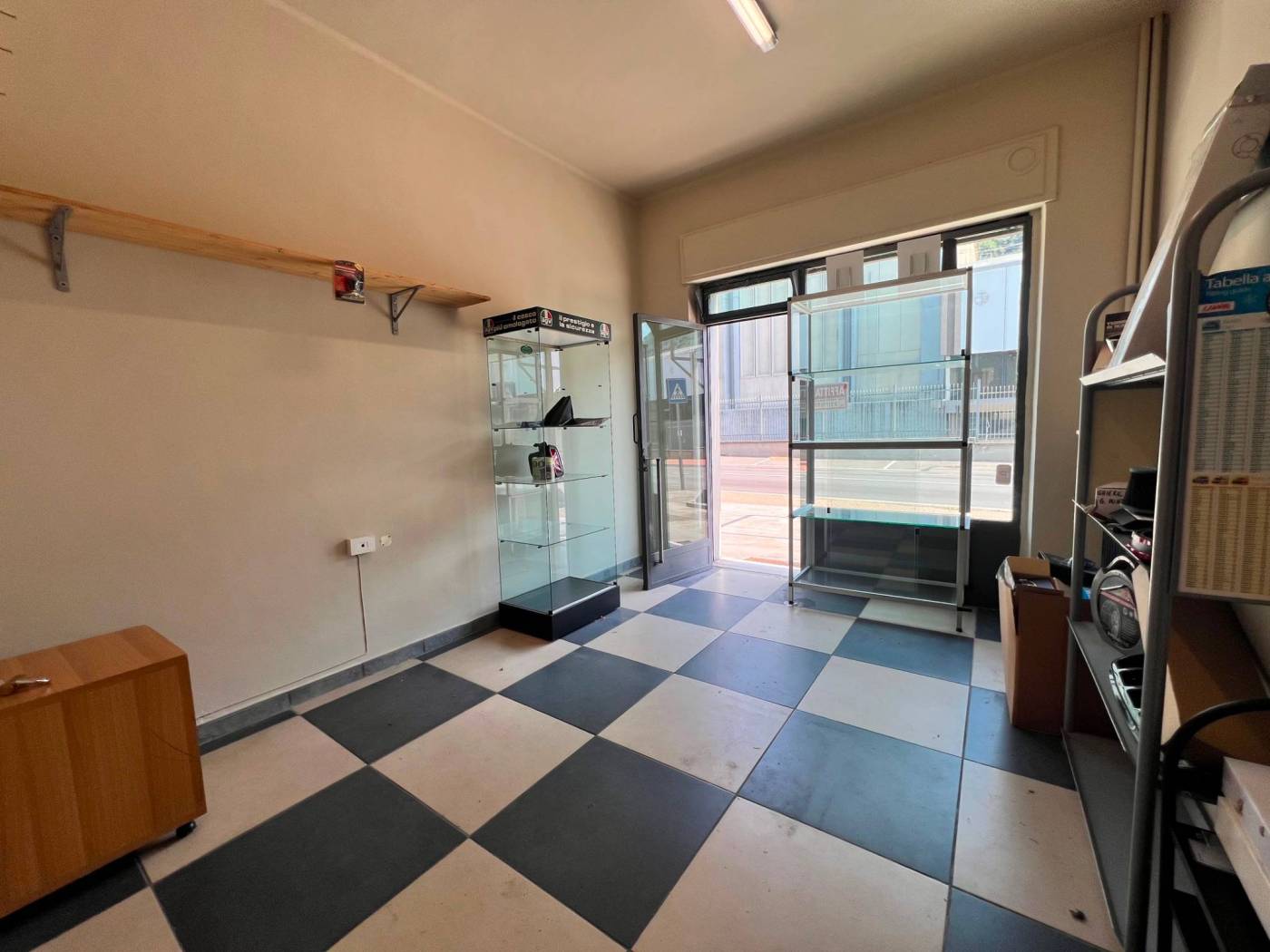 Interno non residenziale Interno non residenziale