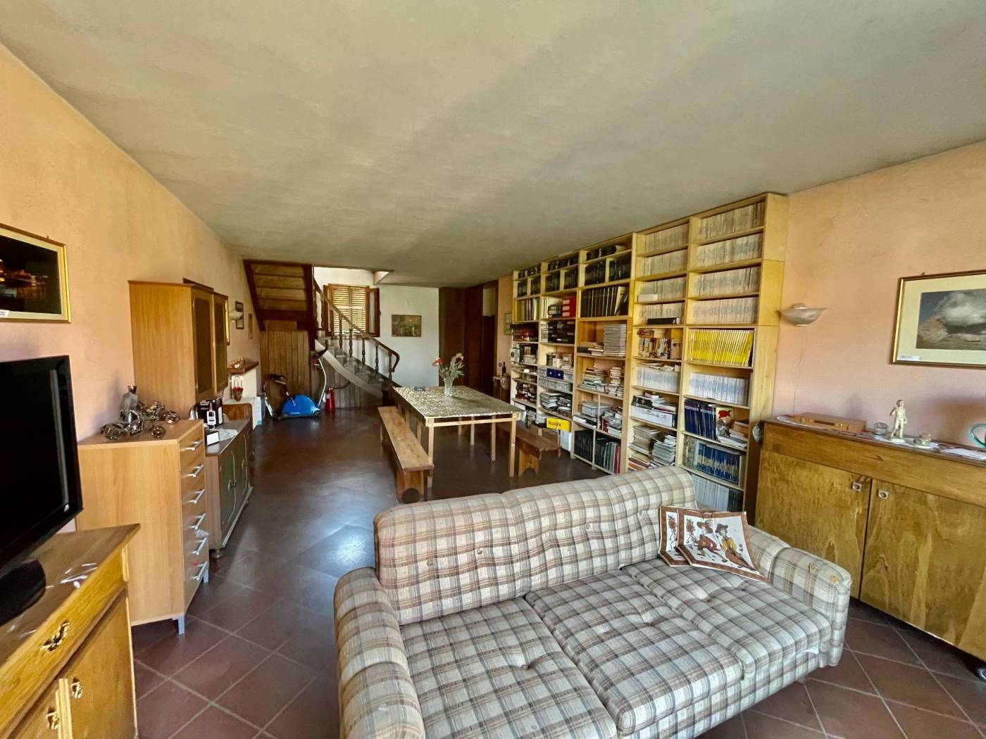 Salone